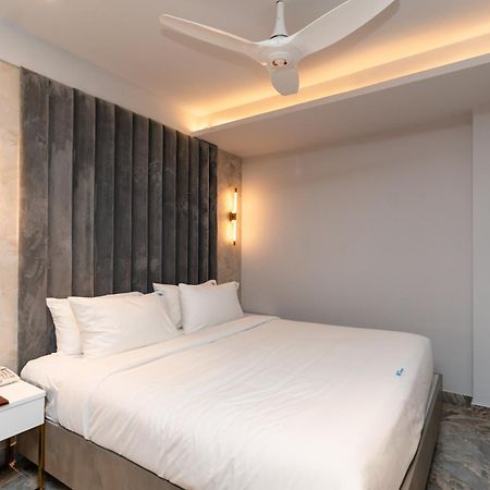 Hotel Ocean Blue Visakhapatnam Exterior photo