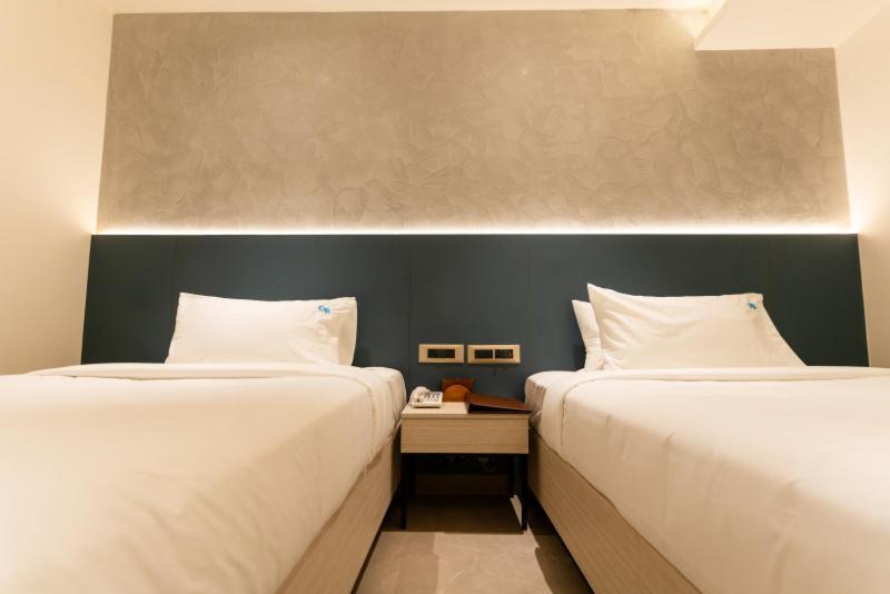 Hotel Ocean Blue Visakhapatnam Exterior photo